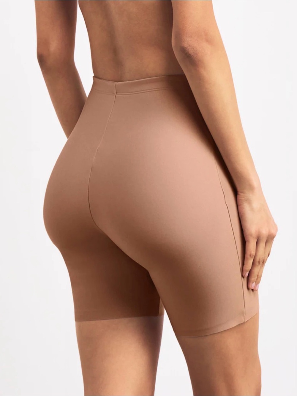 SKIMS body butt lifting short in Clay